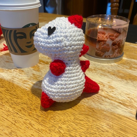 Valentine’s Dino - Picture 2 of 5